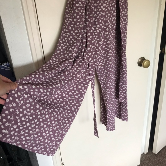 Floral Jumpsuit Dress in Lilac - Monteau - Picture 4 of 13